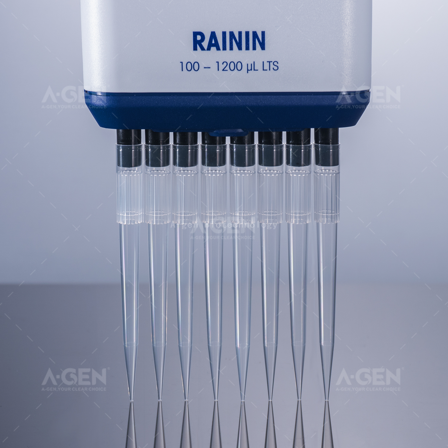 Rainin 1000uL 透明 LTS 吸头装在机架中